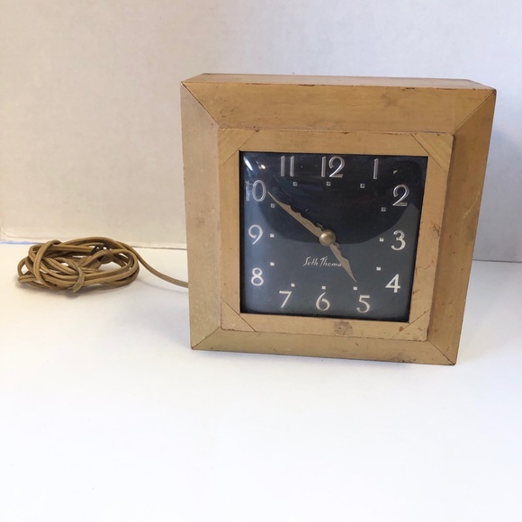 Vintage SETH THOMAS Working Square Rhythm clock - Picture 5 of 7